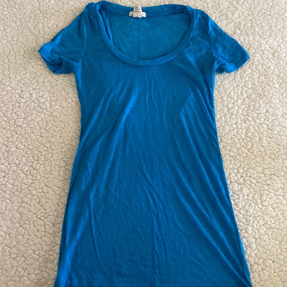 Blue U shaped tee